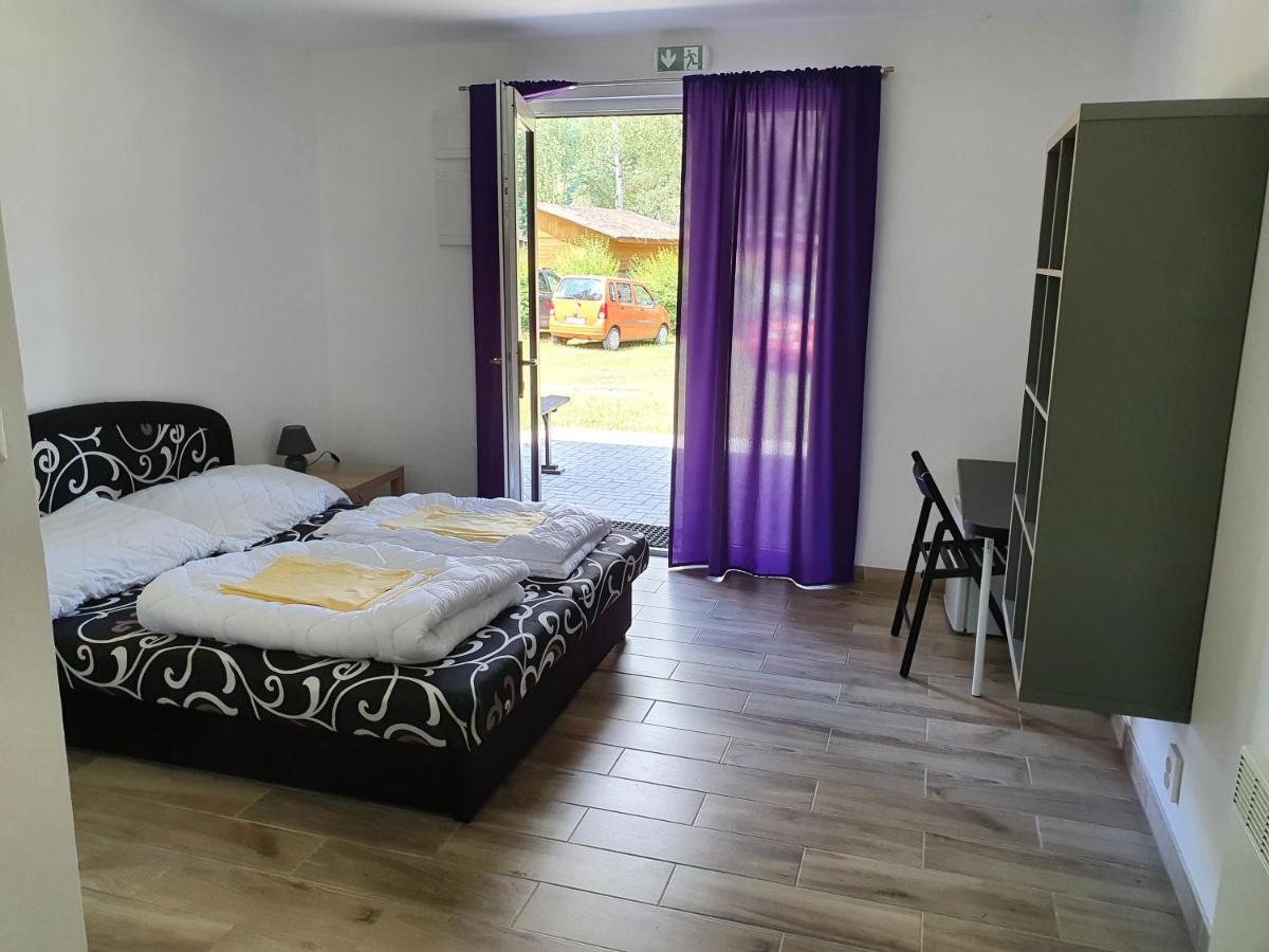 Juniorcamp Nova Zivohost Hotel Křečovice Екстериор снимка