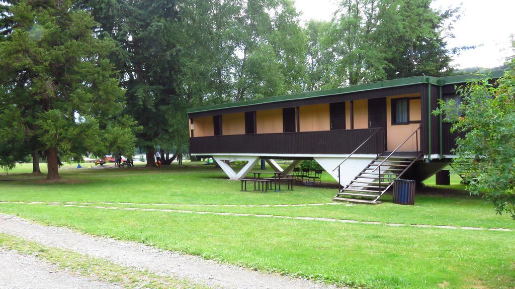 Juniorcamp Nova Zivohost Hotel Křečovice Стая снимка