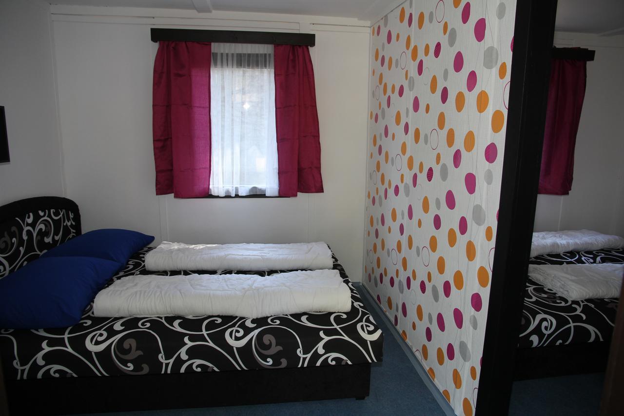 Juniorcamp Nova Zivohost Hotel Křečovice Екстериор снимка