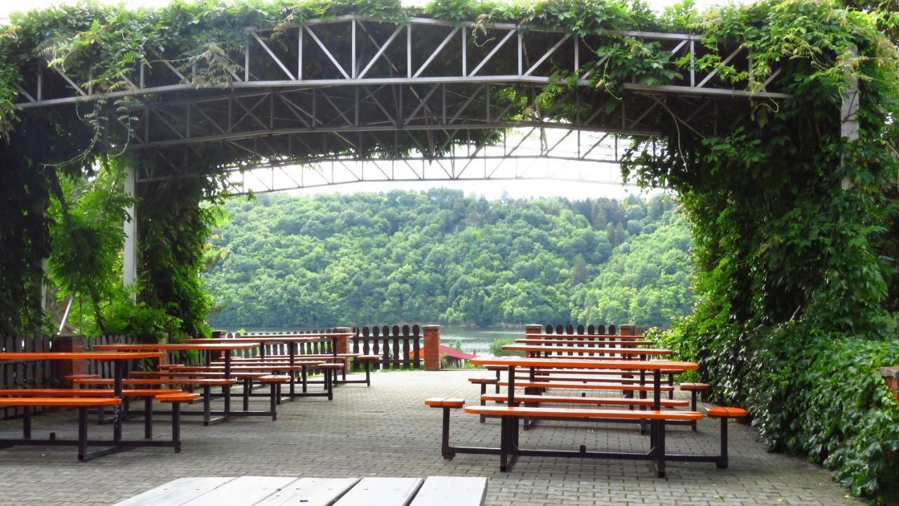 Juniorcamp Nova Zivohost Hotel Křečovice Екстериор снимка