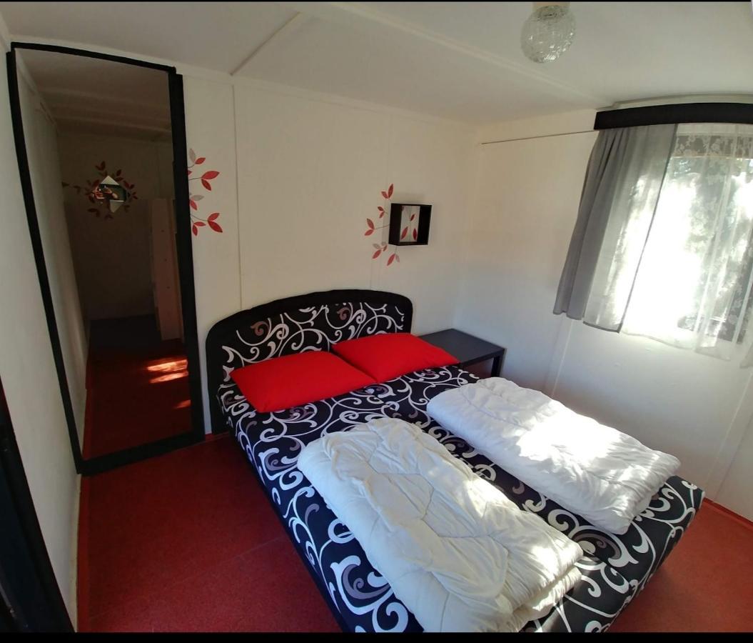 Juniorcamp Nova Zivohost Hotel Křečovice Екстериор снимка